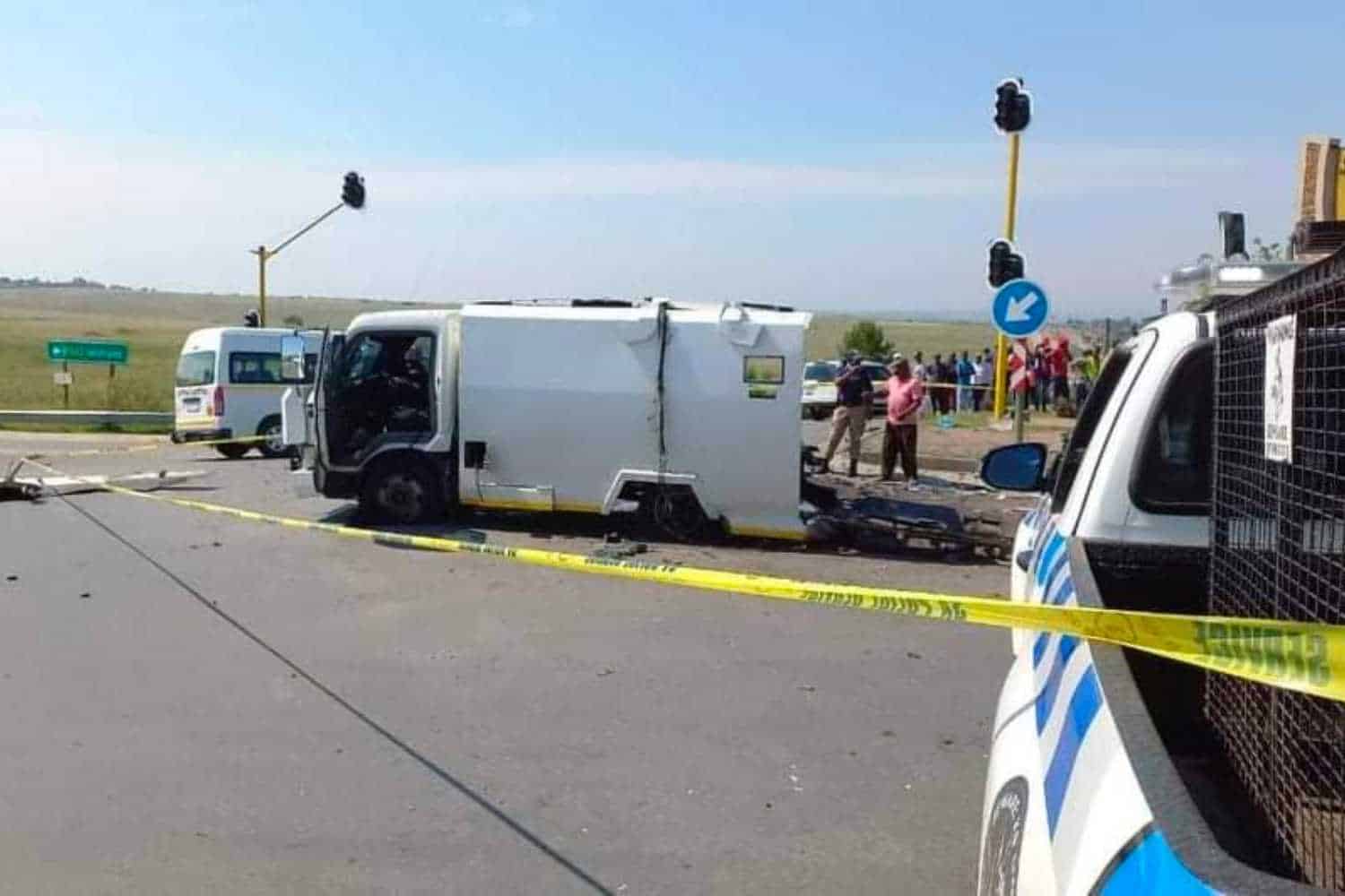 die-slot cash-in-transit