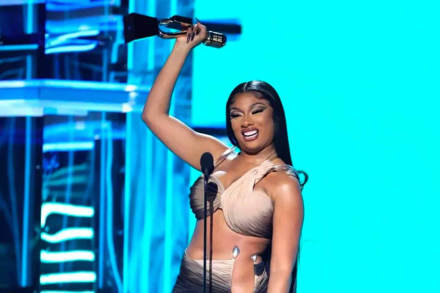 2022 billboard music awards