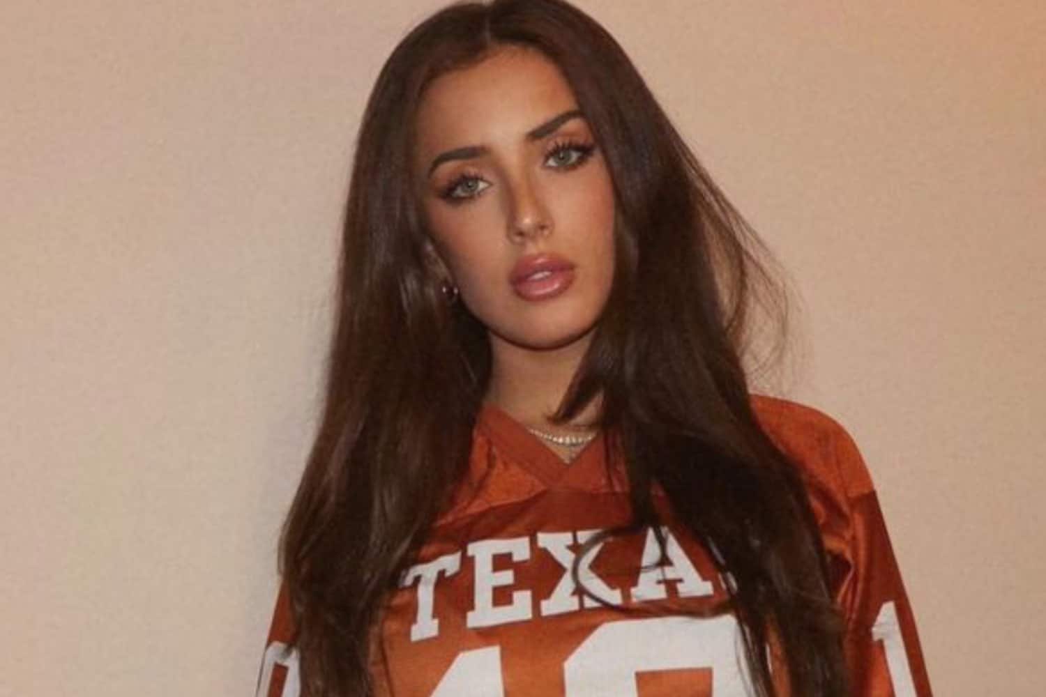 Who is sumner stroh, adam Levine's mistress