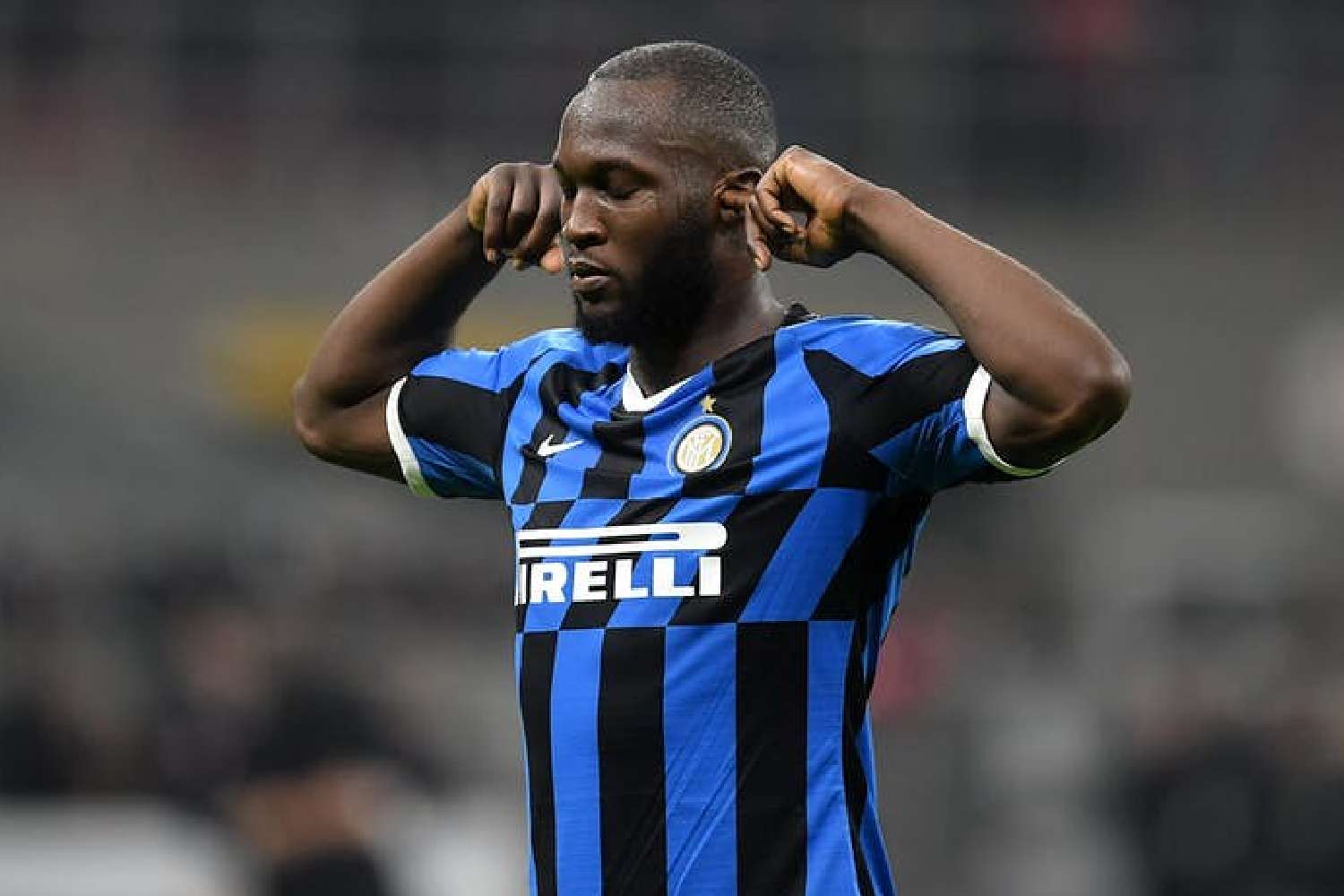 romelu lukaku racism in football italy europe