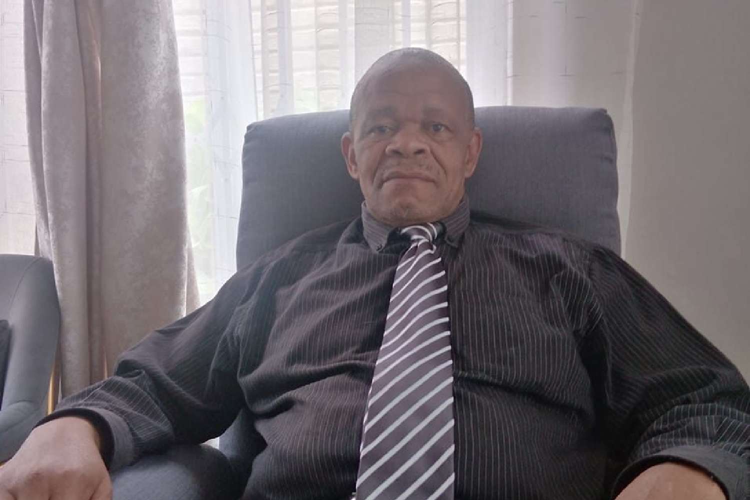 who is zolile sekeleni dr Nandipha father