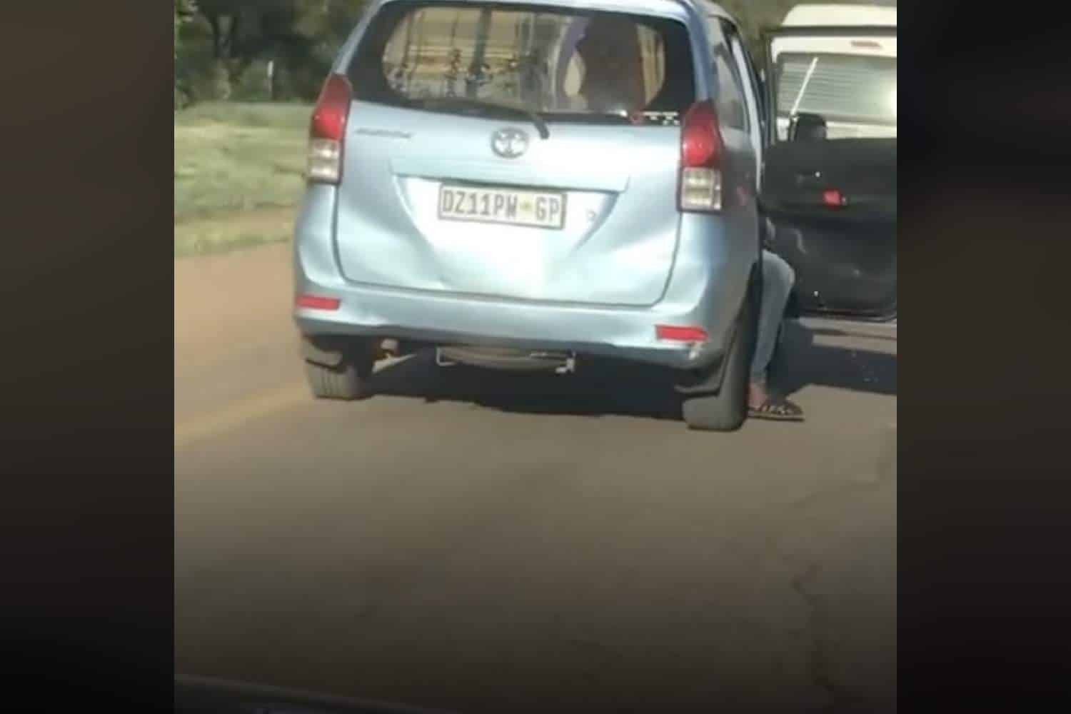 toyota avanza passenger johannesburg urinating video