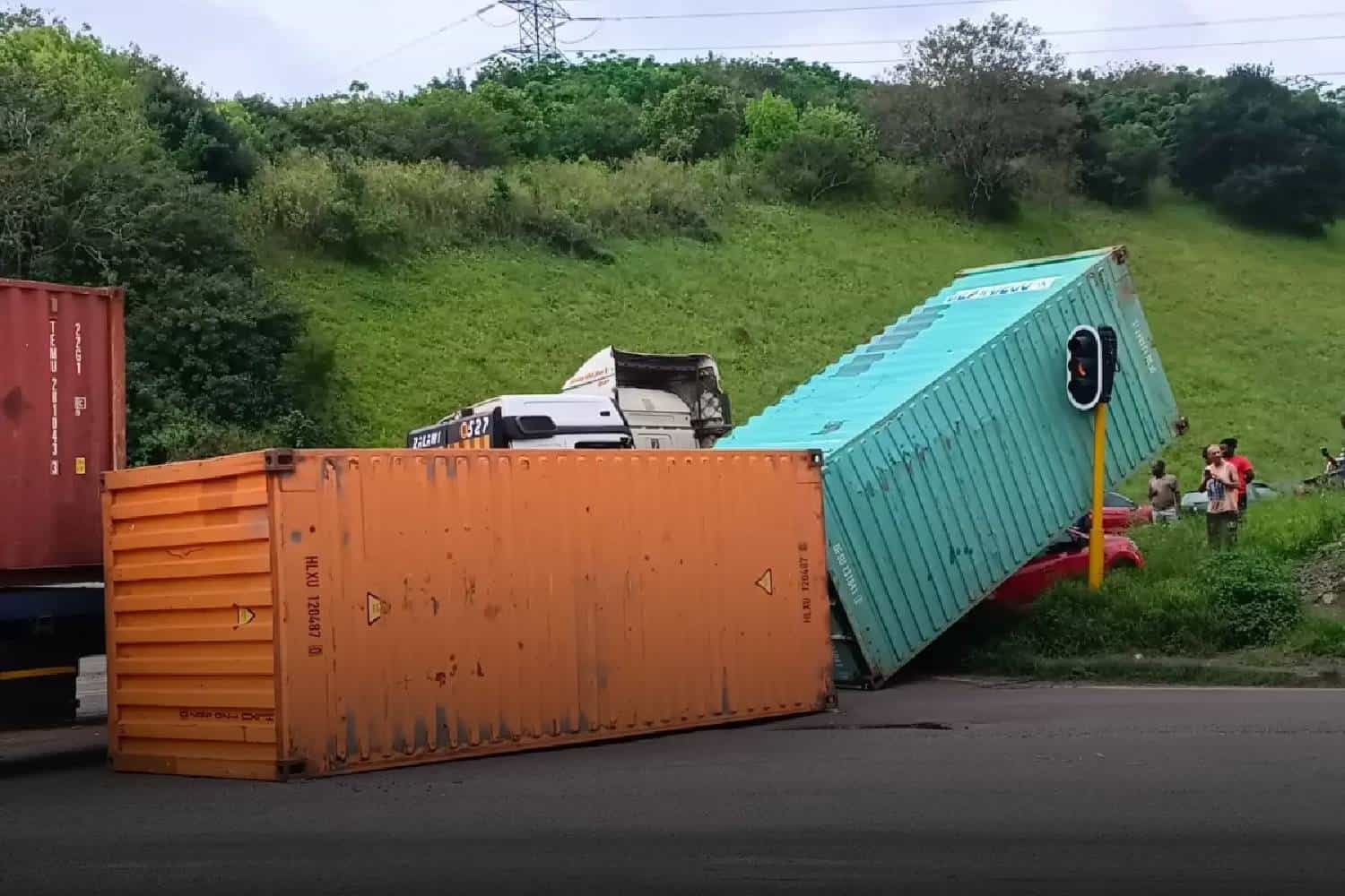 m7 n2 north interchange truck crash