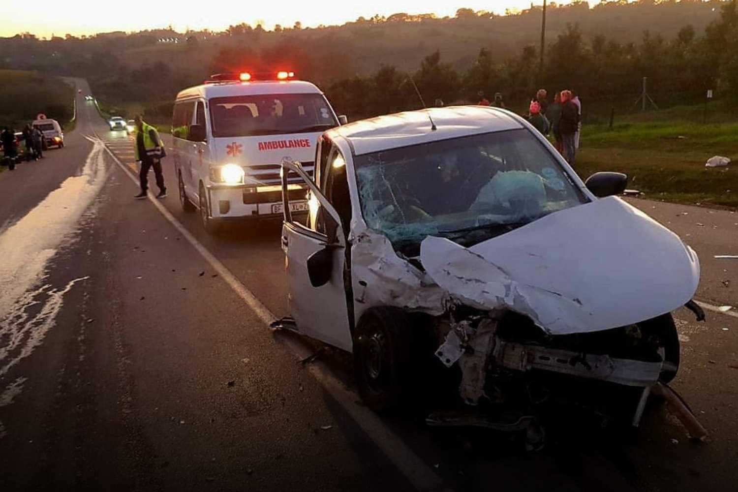 eston r603 taxi crash