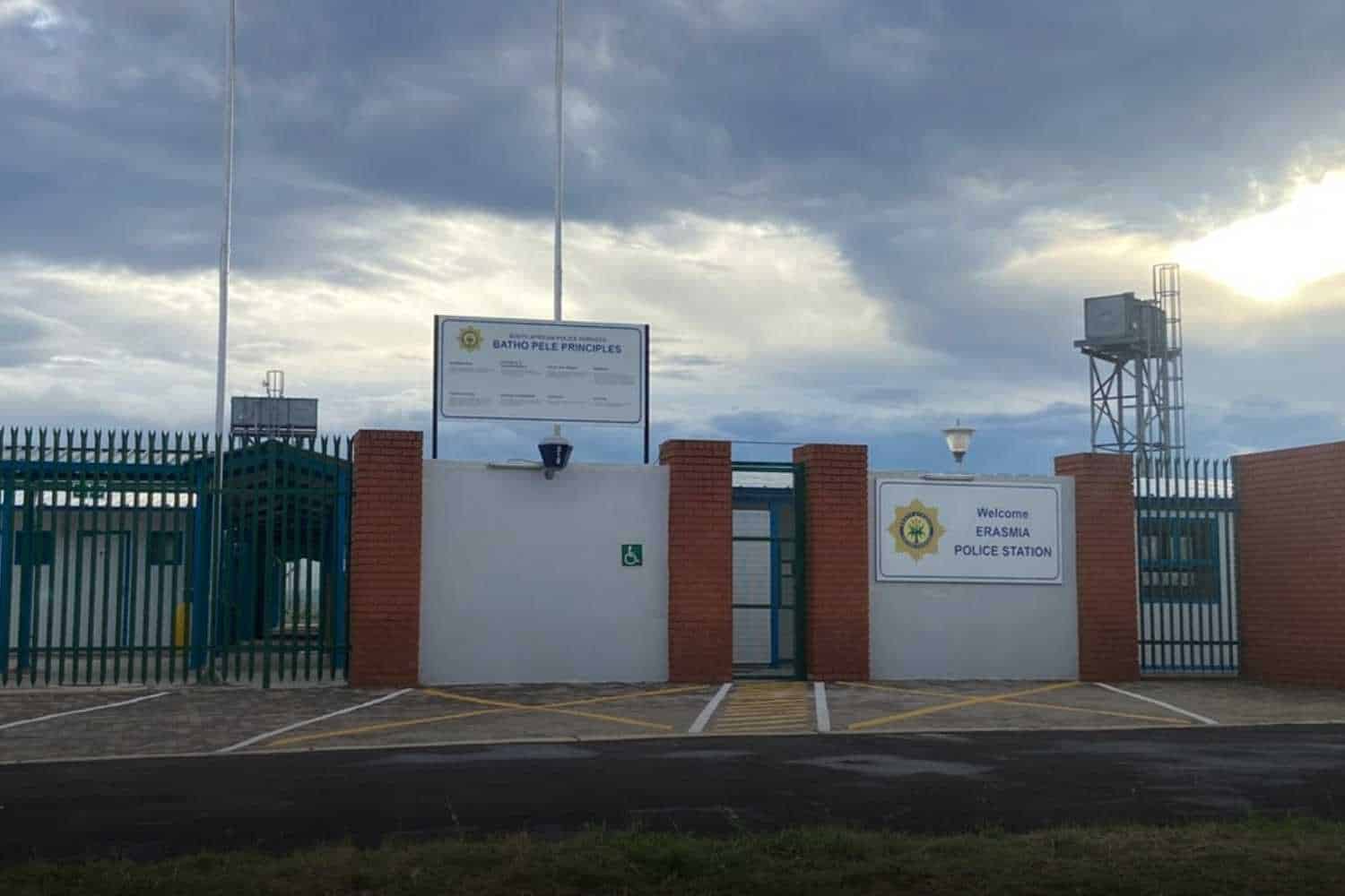 laudium police