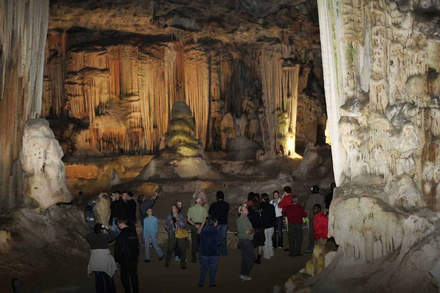 Oudtshoorn to cango caves road closures