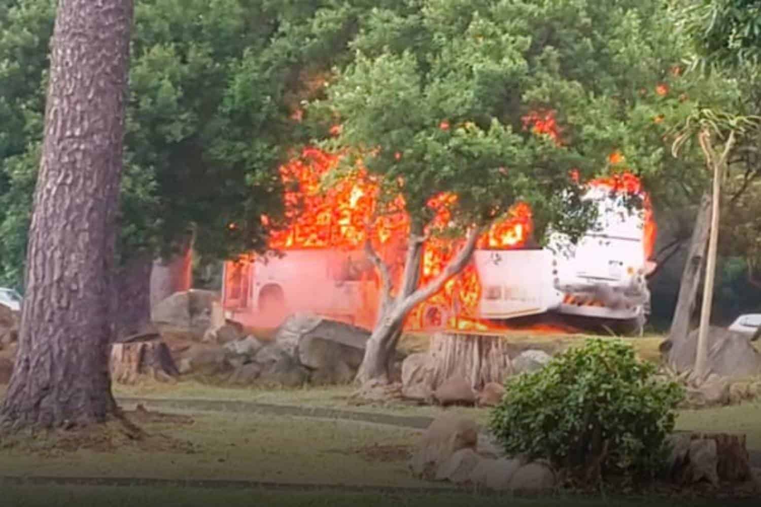 m3 highway bus fire
