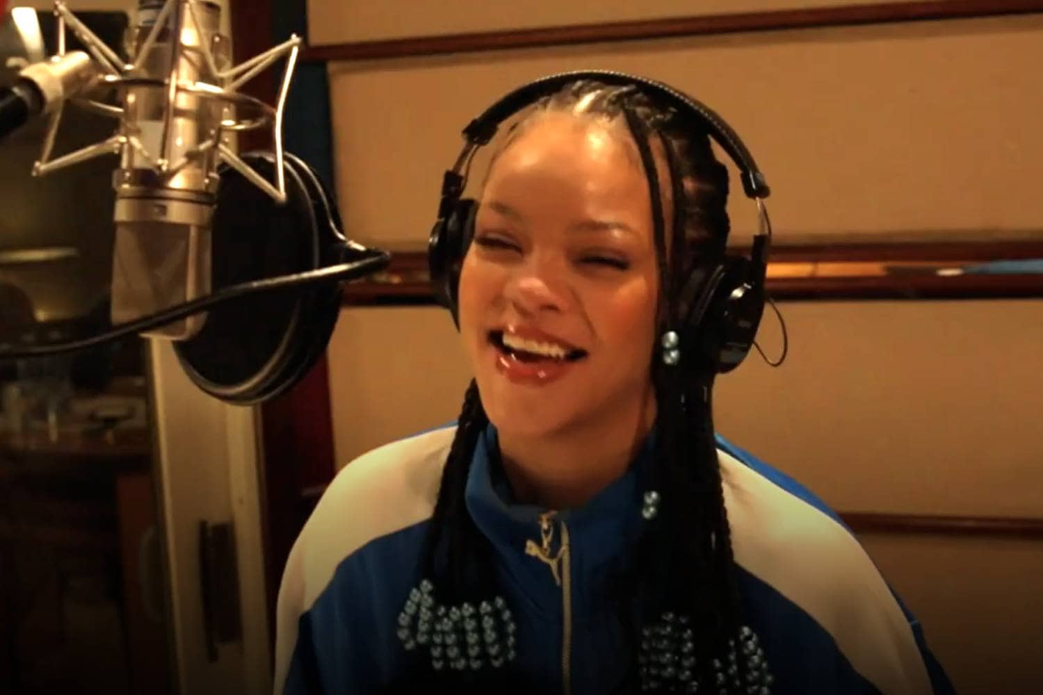 rihanna new music friend of mine Smurfs movie soundtrack