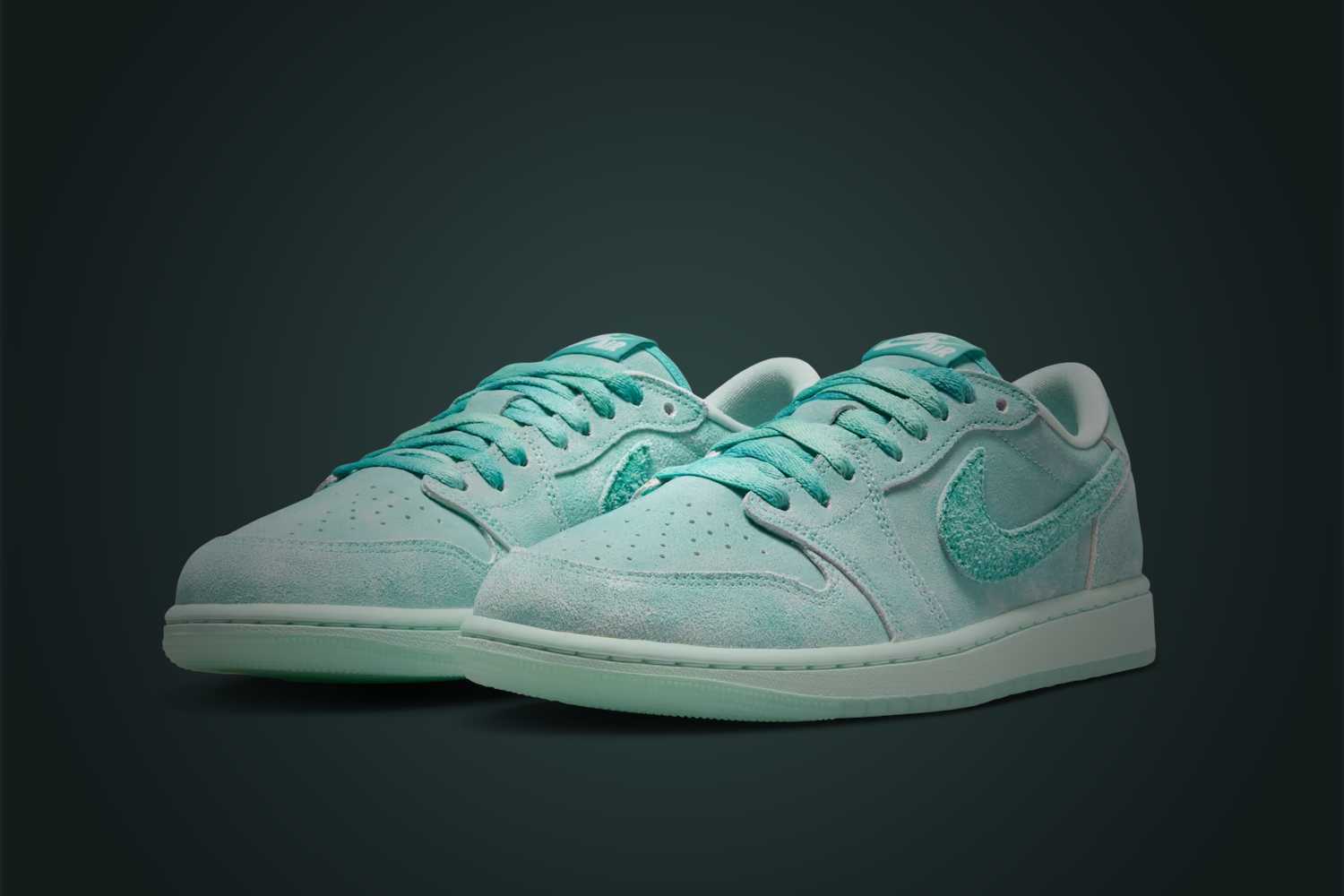 Women's Air Jordan 1 Low OG
Washed Teal